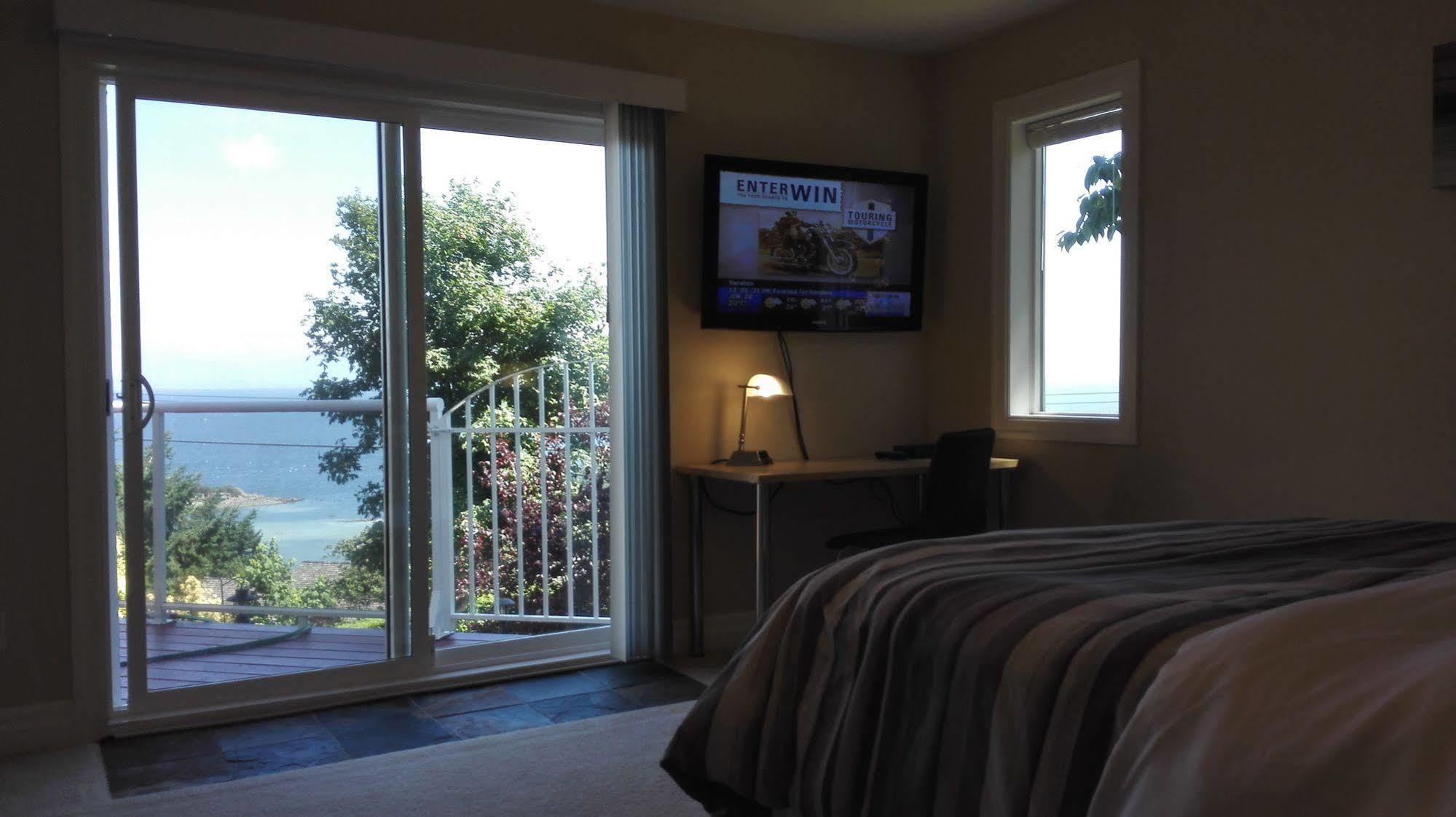 Nanaimo Ocean View Bed & Breakfast Exterior photo